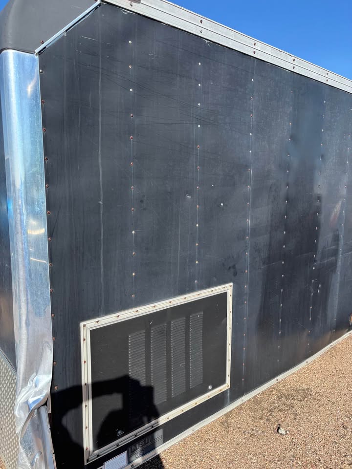 Hallmark 28 ft Enclosed Car Trailer, photo 4