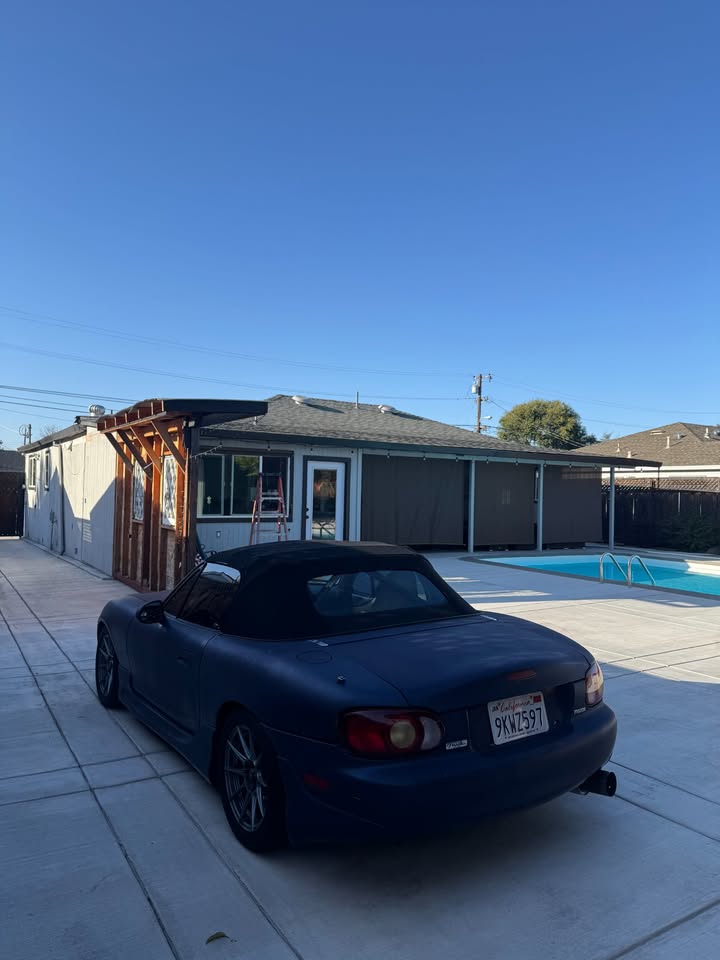 2001 Mazda MX-5 Miata LS, 6-speed, roll bar, Sparco seat, photo 2