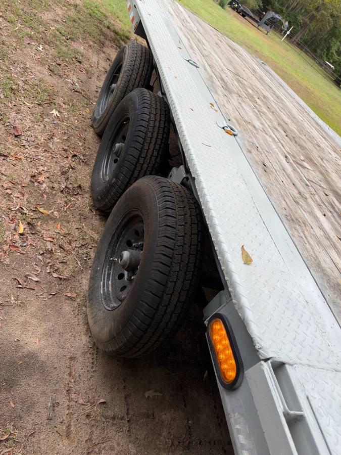 2023 Load Trail 40’ car / equipment hauler, photo 9
