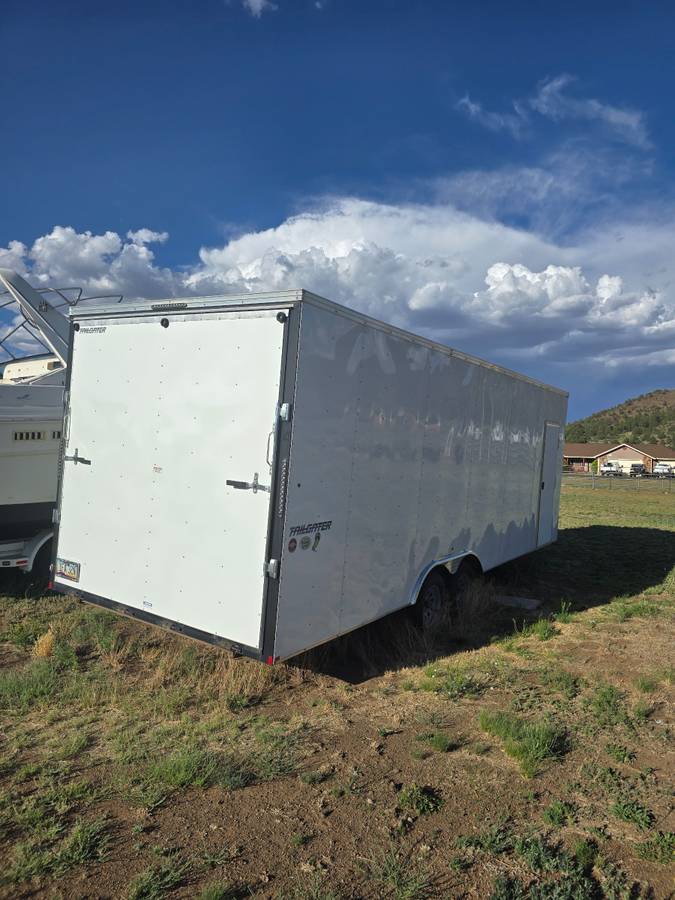 Beautiful 28ft high roof race trailer, photo 4