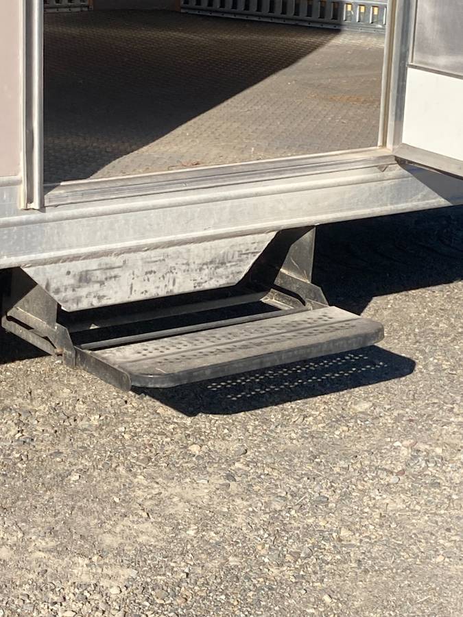 2014 Featherlite 24ft Enclosed Car Trailer, photo 11