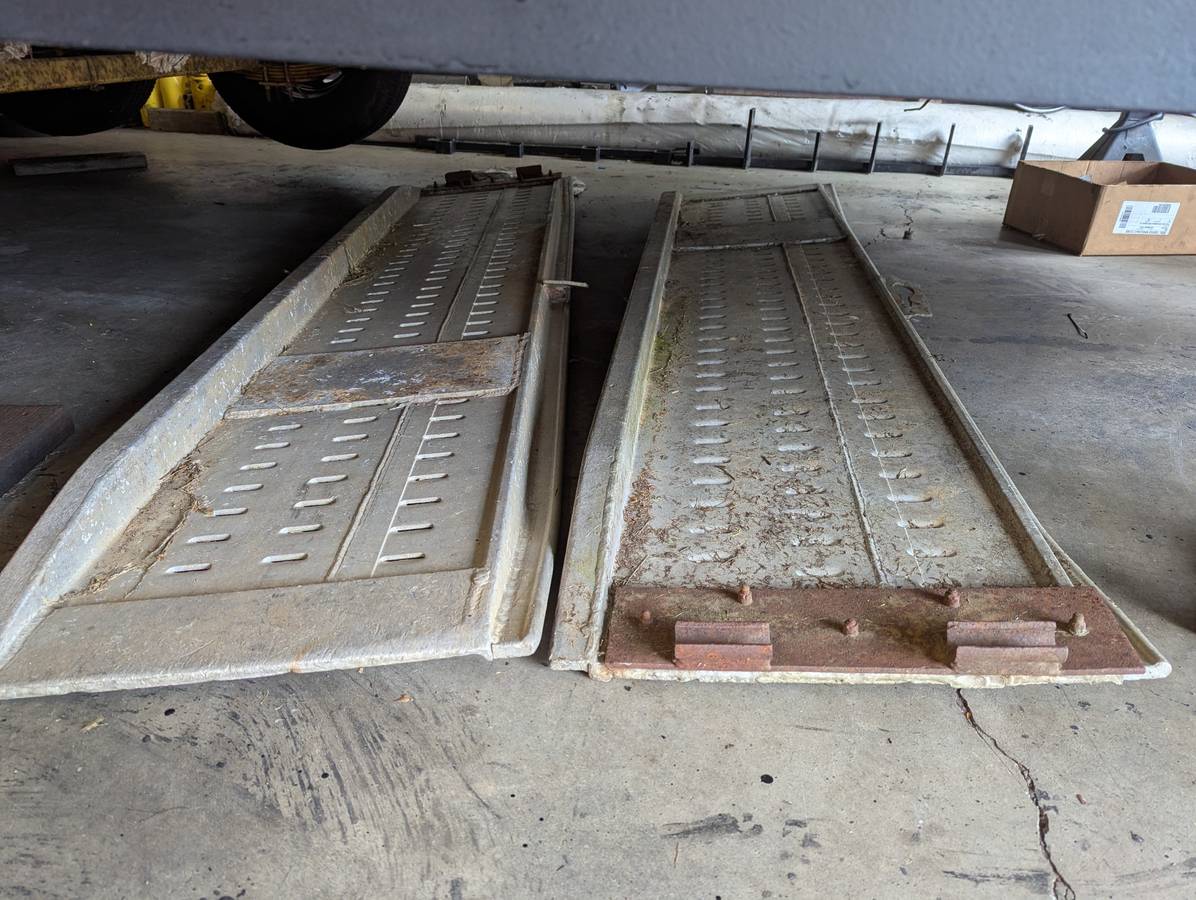 Car trailer or ? 8 ft x 18 ft with title, photo 7