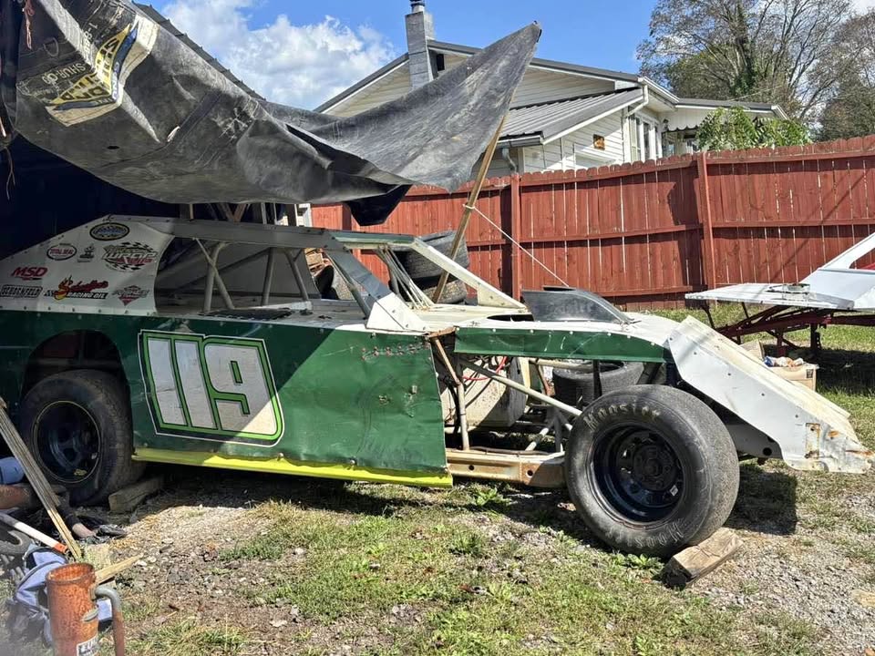 Dirt track car, Master-built rear, Sigler front