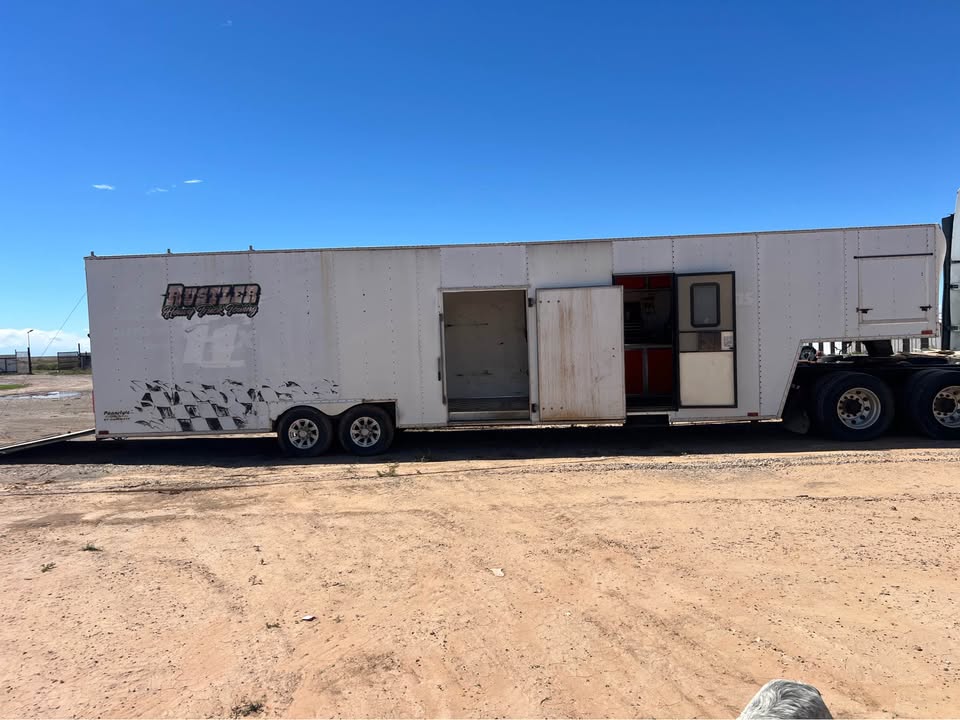 1997 Pennstyle 42’ Race Car Enclosed Trailer, photo 2