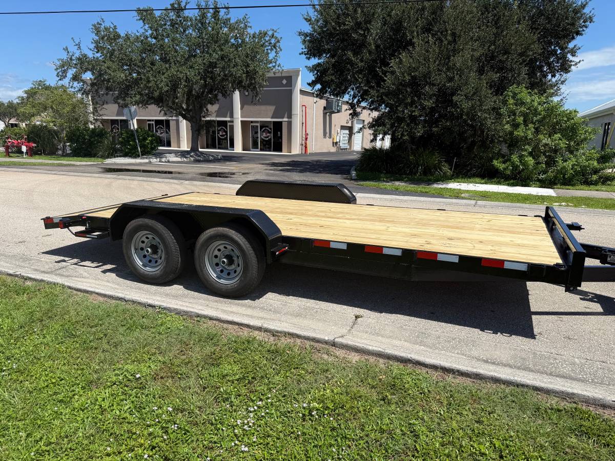 2027 7’x18’ Worldwide Car Trailer 10K GVWR, photo 2