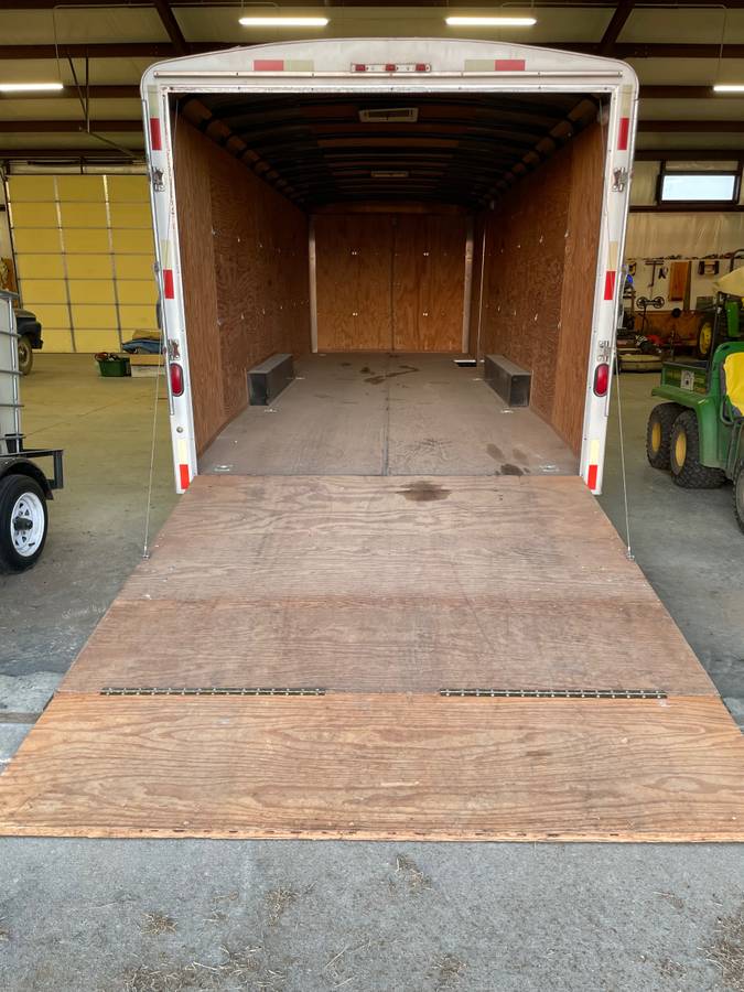 24’ enclosed car/ tractor/ cargo trailer, photo 4
