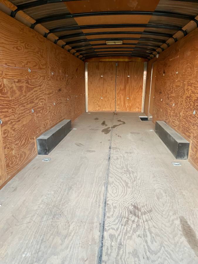 24’ enclosed car/ tractor/ cargo trailer, photo 5