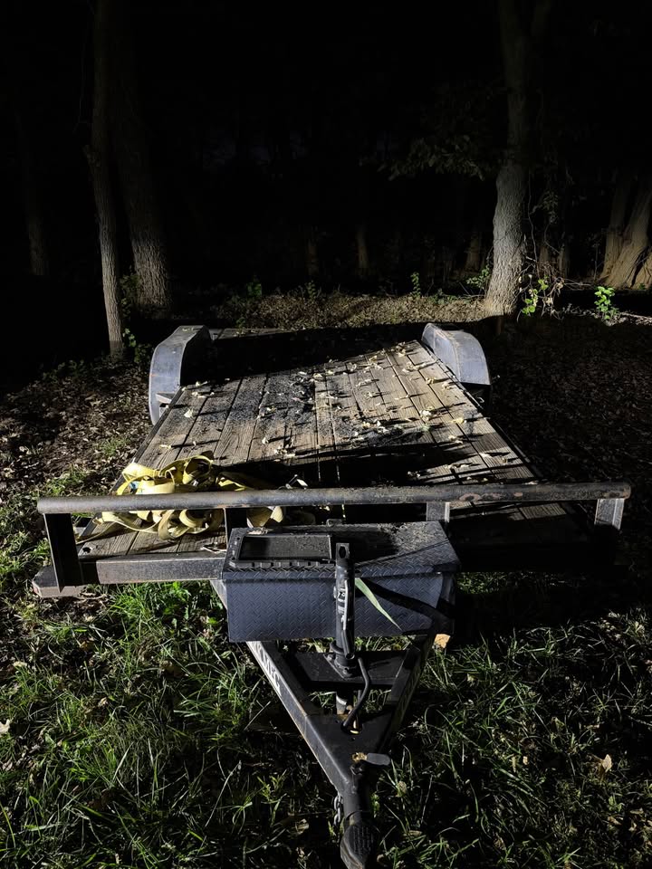 2021 18’ car hauler trailer, photo 2