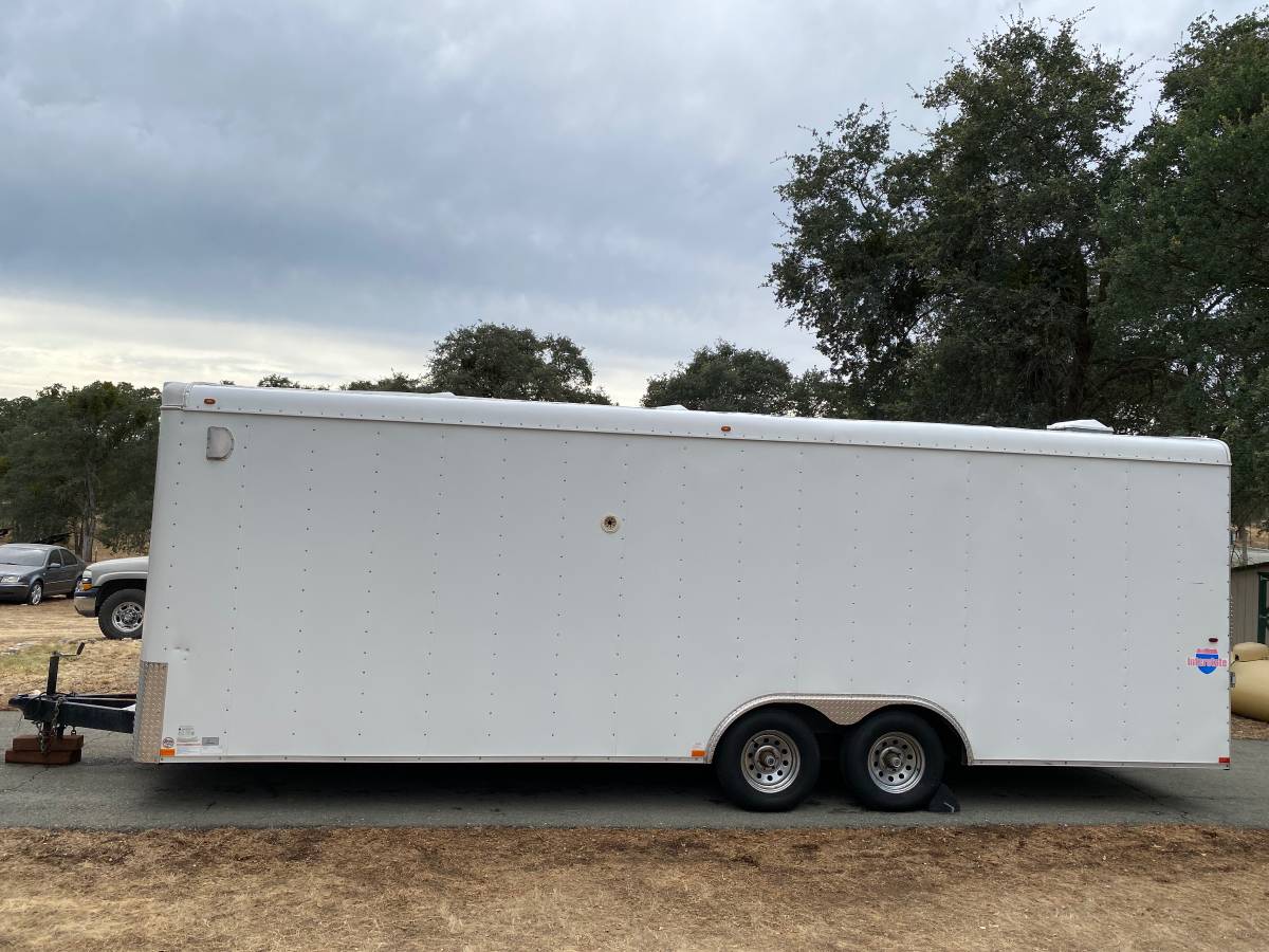 Interstate Enclosed Trailer 24’ High Topper, photo 5