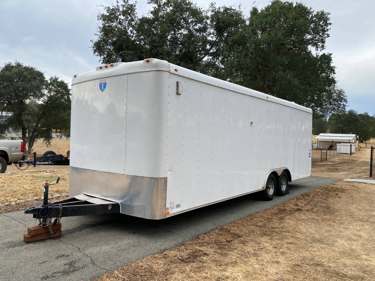 Interstate Enclosed Trailer 24’ High Topper, photo 6