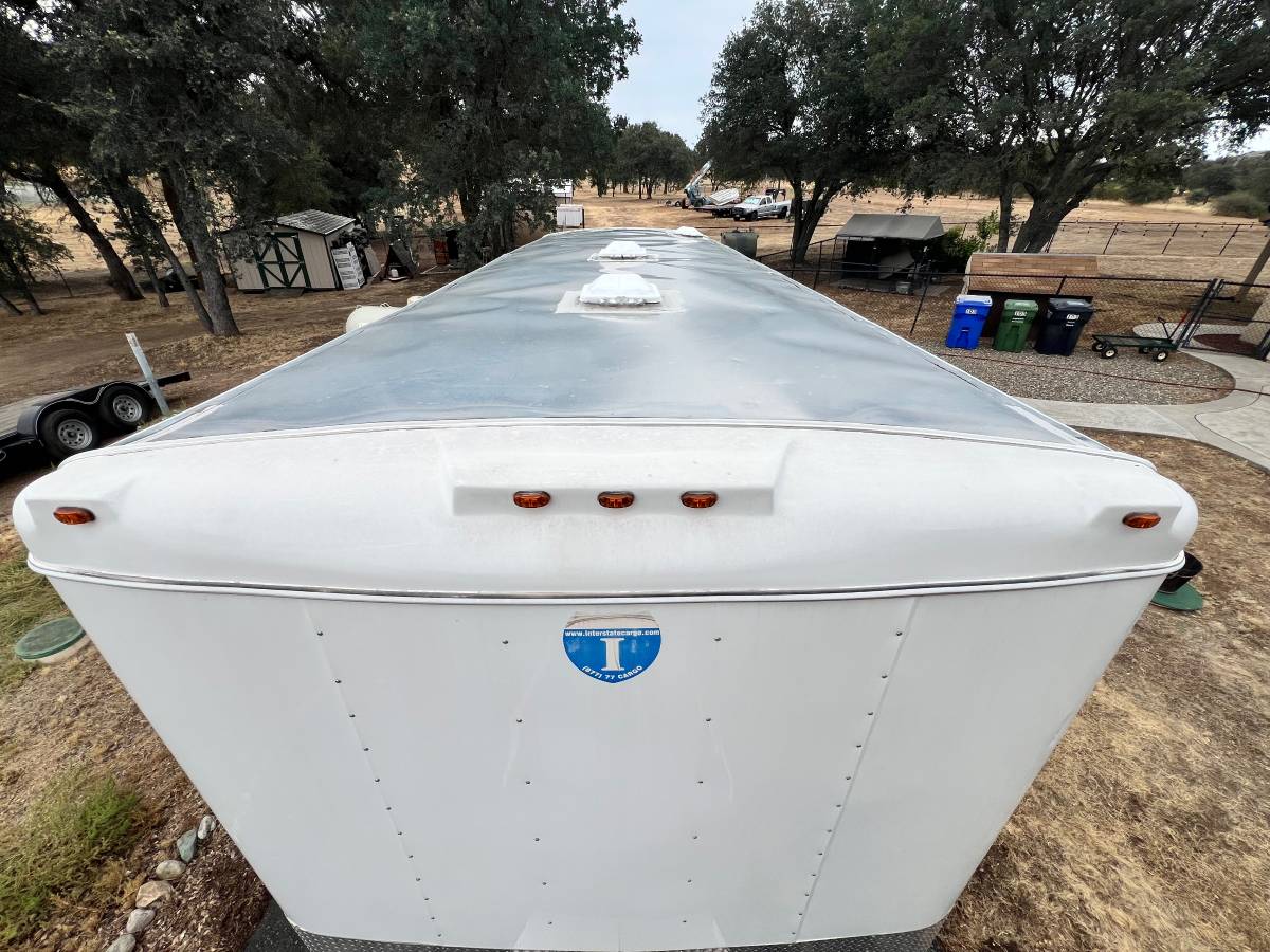 Interstate Enclosed Trailer 24’ High Topper, photo 7