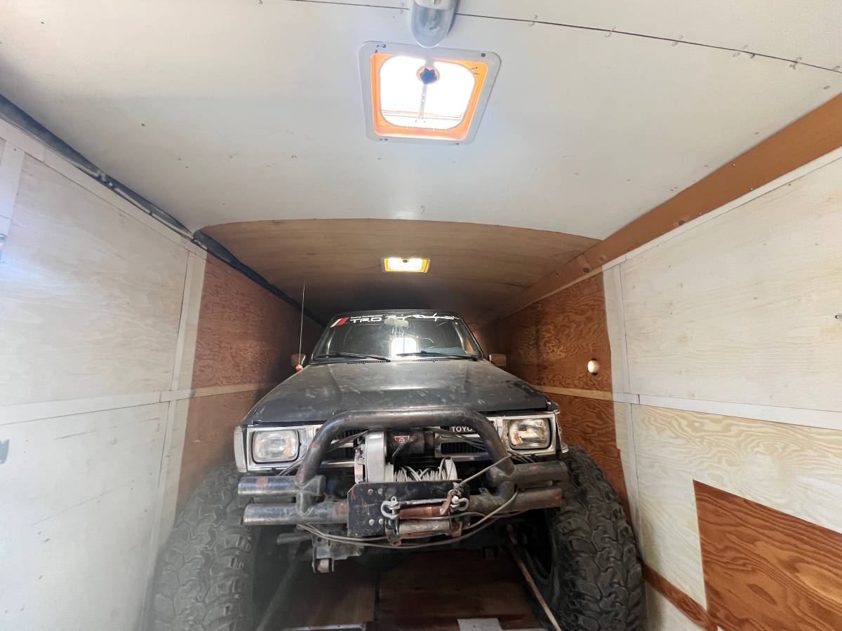 Interstate Enclosed Trailer 24’ High Topper, photo 8