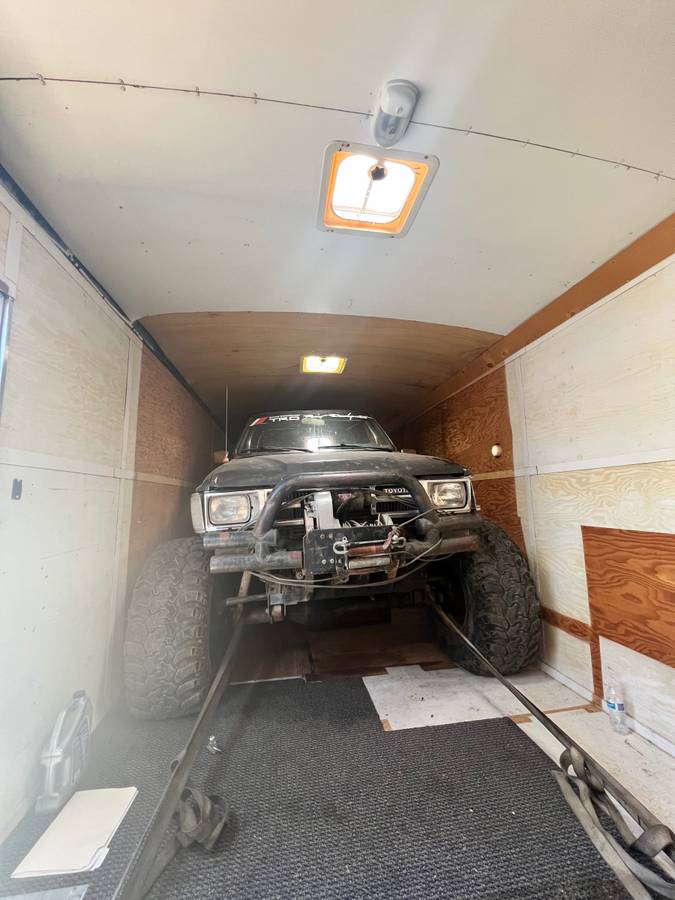 Interstate Enclosed Trailer 24’ High Topper, photo 10