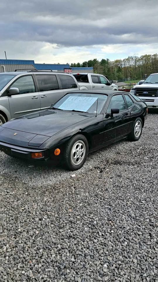 1988 Porsche 924 S, 5-speed, original miles, ready to drive