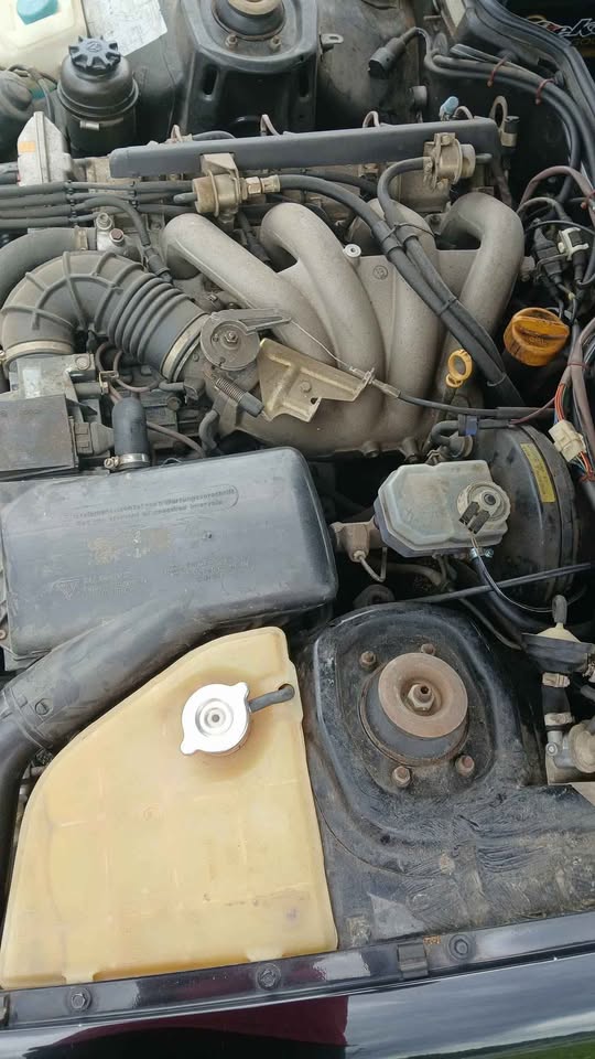 1988 Porsche 924 S, 5-speed, original miles, ready to drive, photo 7