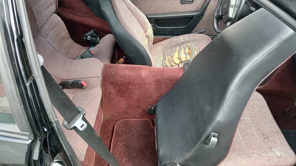1988 Porsche 924 S, 5-speed, original miles, ready to drive, photo 9