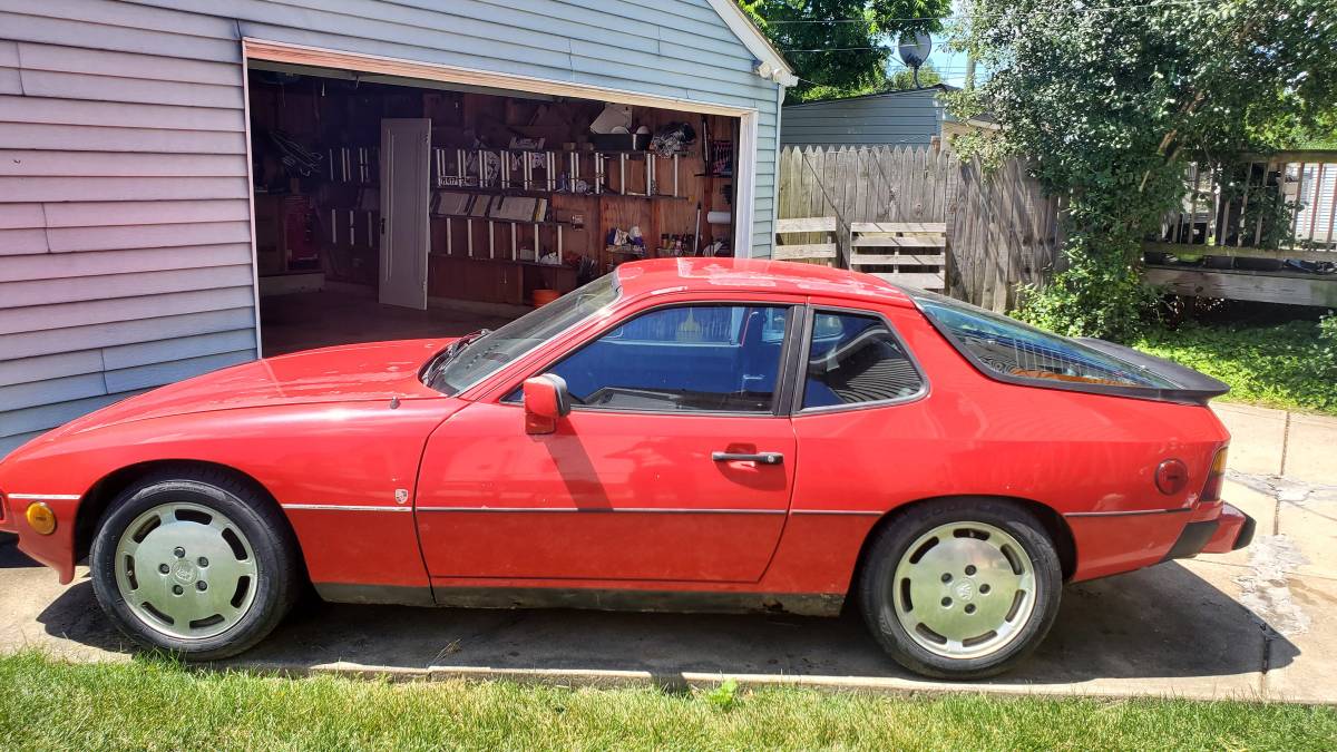 1987 Porsche 924S, photo 4