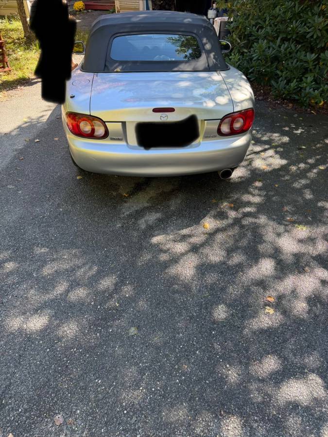 2003 Mazda Miata, photo 2