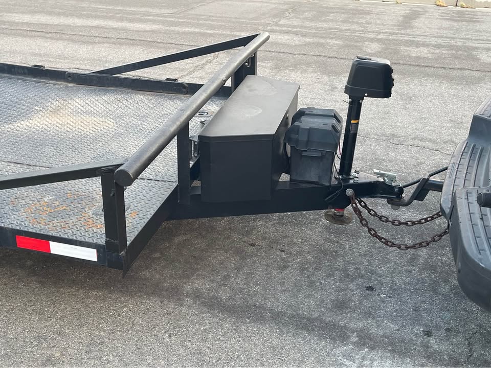 16’ Dual Axle Car Hauler Trailer, photo 4