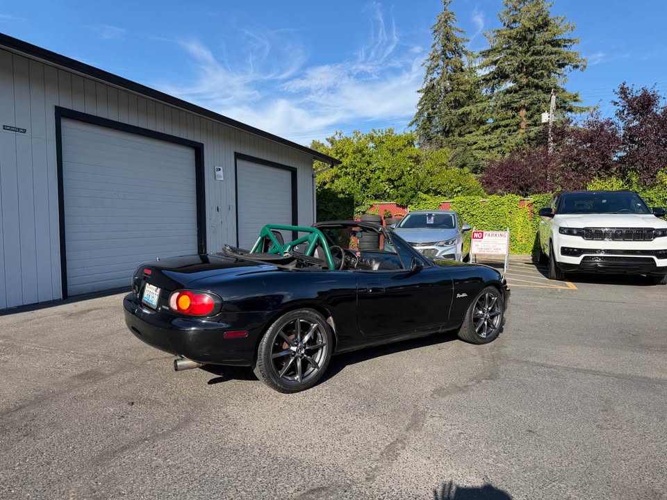 1999 Mazda MX-5 Miata NB, 5-speed manual swap, roll bar, photo 2