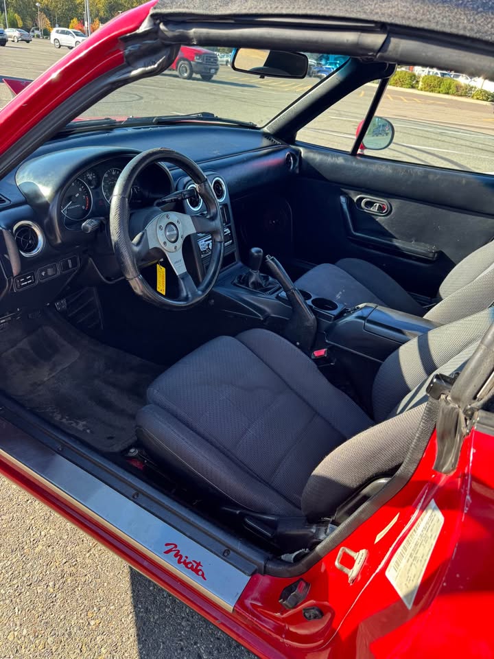 1992 Mazda Miata, rebuilt engine, new clutch, clean title, photo 10