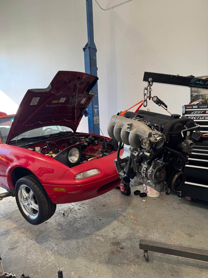 1992 Mazda Miata, rebuilt engine, new clutch, clean title, photo 15