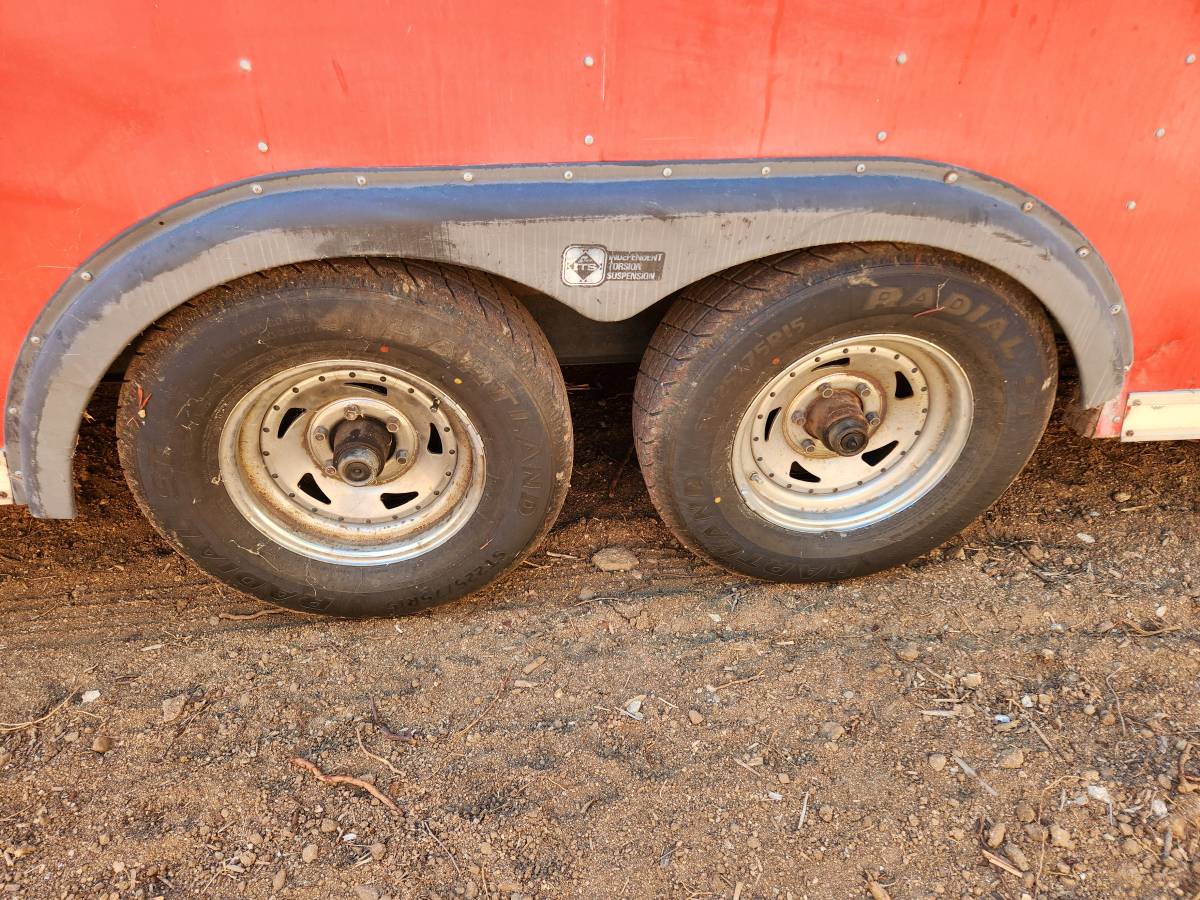 28x8 car hauler trailer enclosed cargo with ramp, photo 4