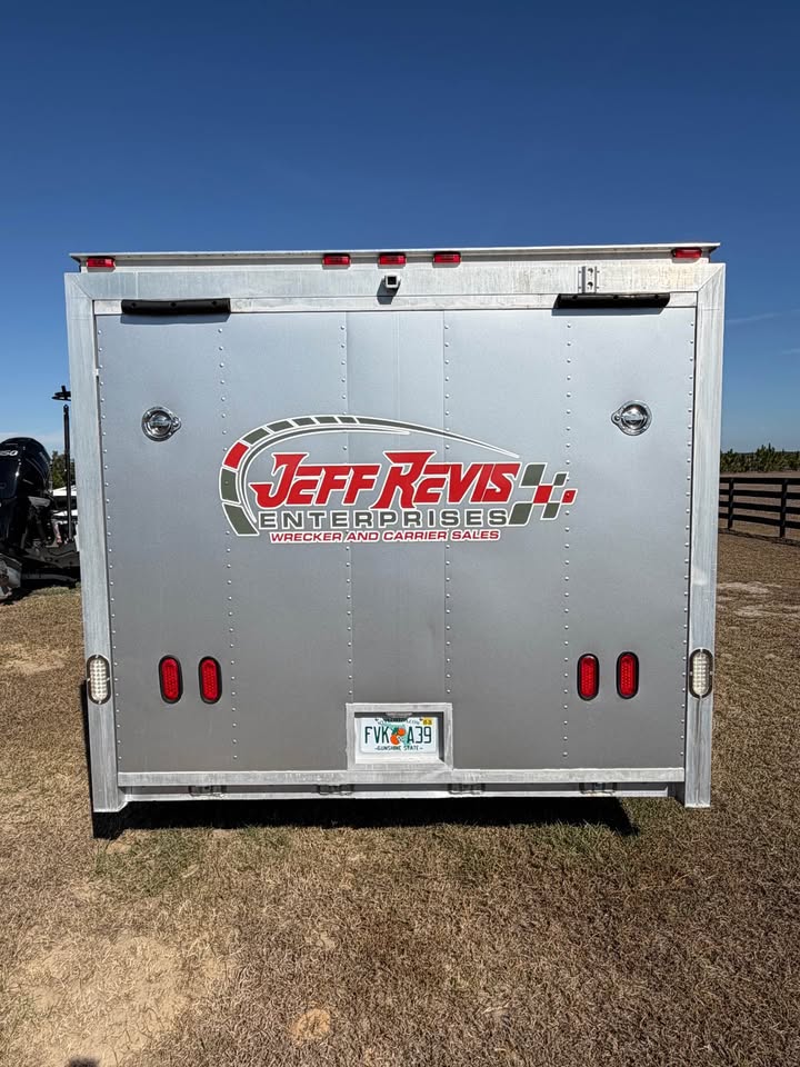 Perfect condition 1993 Motorsport 35’ All Aluminum Race Trailer, photo 3