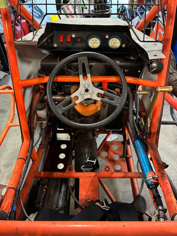 Tobias Speedstr race car, team sellout with fresh engine and spares, photo 6