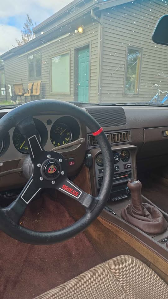 1983 Porsche 944, 5-speed, runs well, former salvage title, photo 8