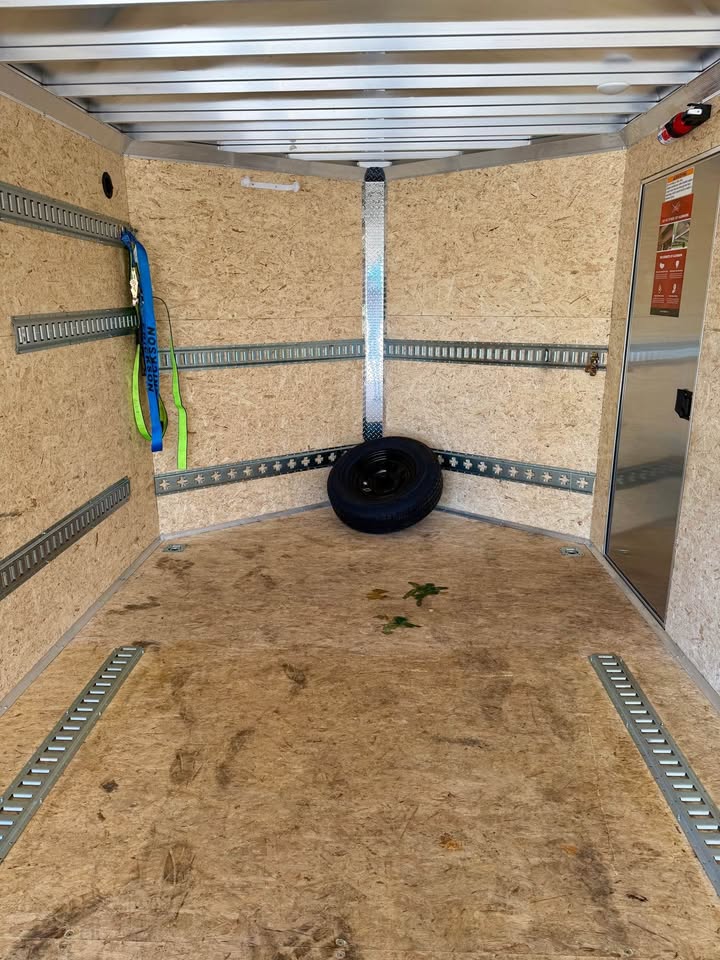 2025 Stealth All Aluminum 8’x24’ enclosed race car trailer with heavy duty ramp, side garage door, photo 7