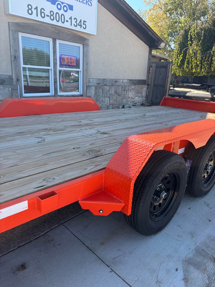 2026 Rice 82 in x 18 ft car hauler, 7K GVWR, photo 10