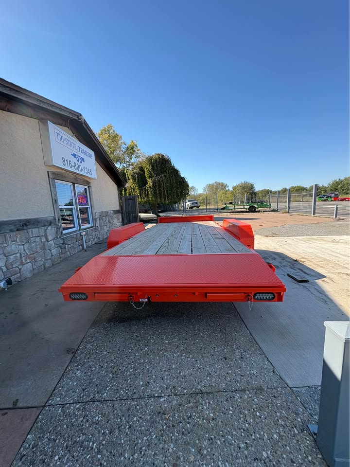 2026 Rice 82 in x 18 ft car hauler, 7K GVWR, photo 12