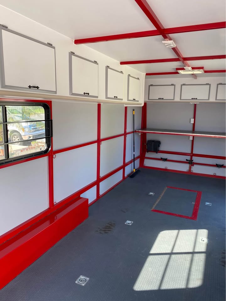2014 Sport Trailer 22’ enclosed, photo 5