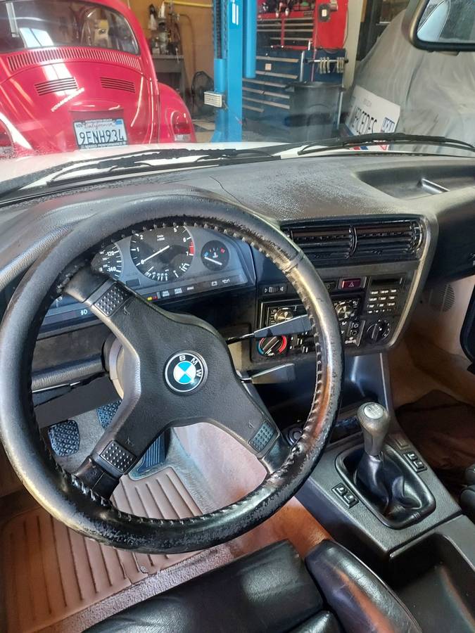 1988 BMW 325is, 5-speed manual, photo 12