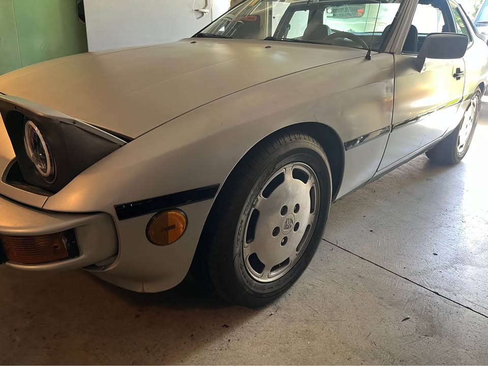 1987 Porsche 924S, runs great, heads and valves redone 2022, photo 3