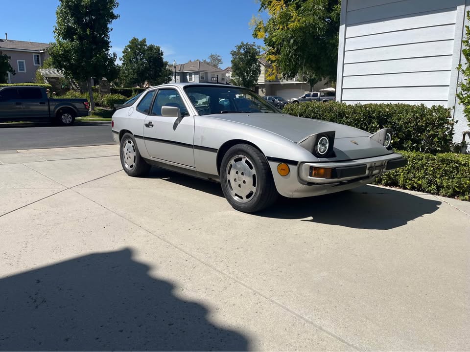 1987 Porsche 924S, runs great, heads and valves redone 2022, photo 7