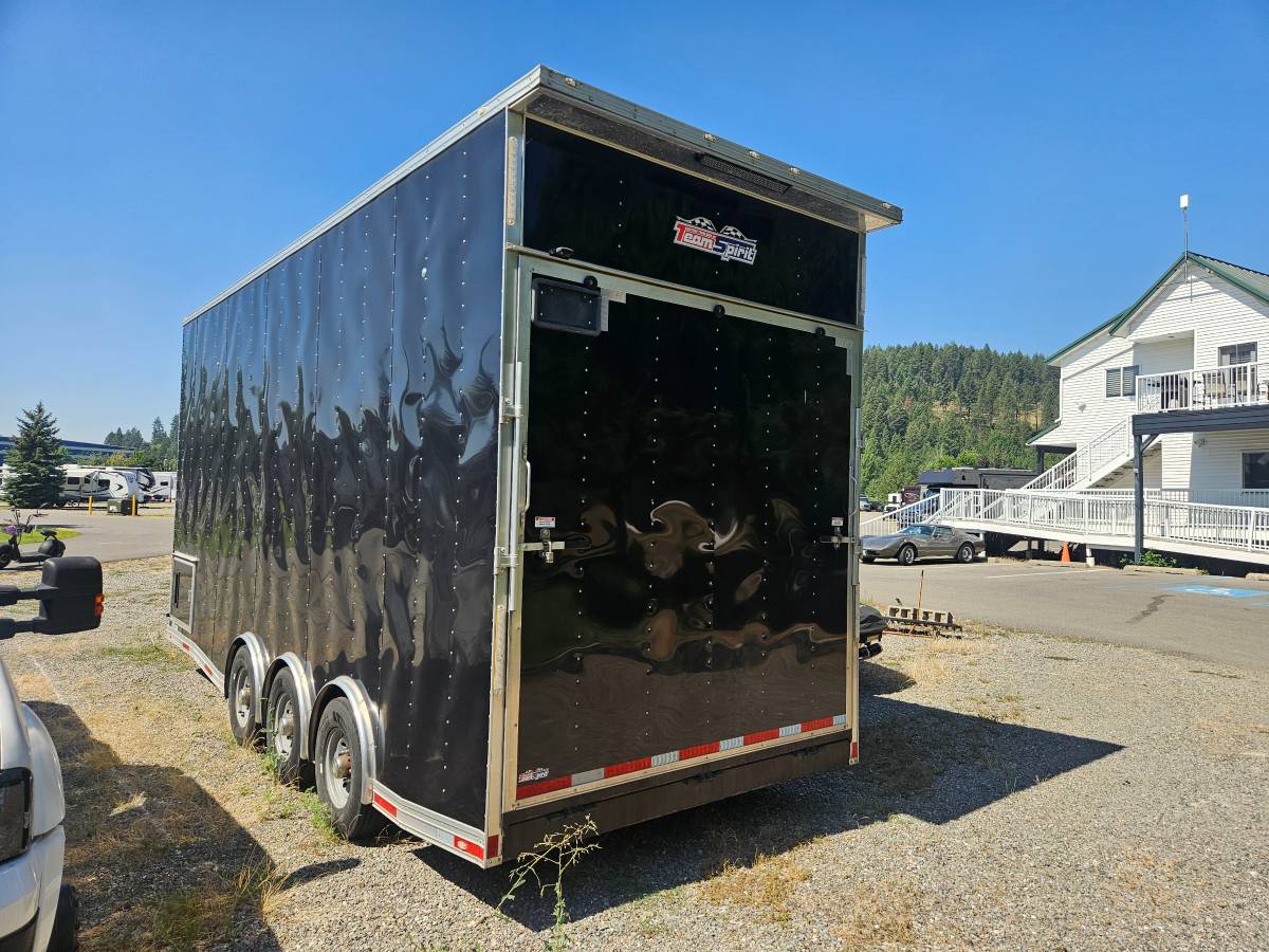 2023 Stacker trailer, photo 2