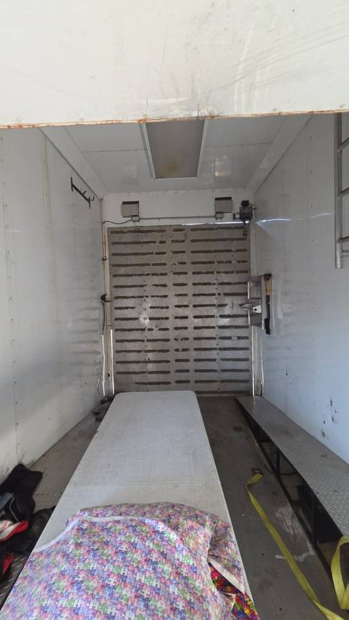 1993 Hanson 40ft enclosed car trailer, photo 8
