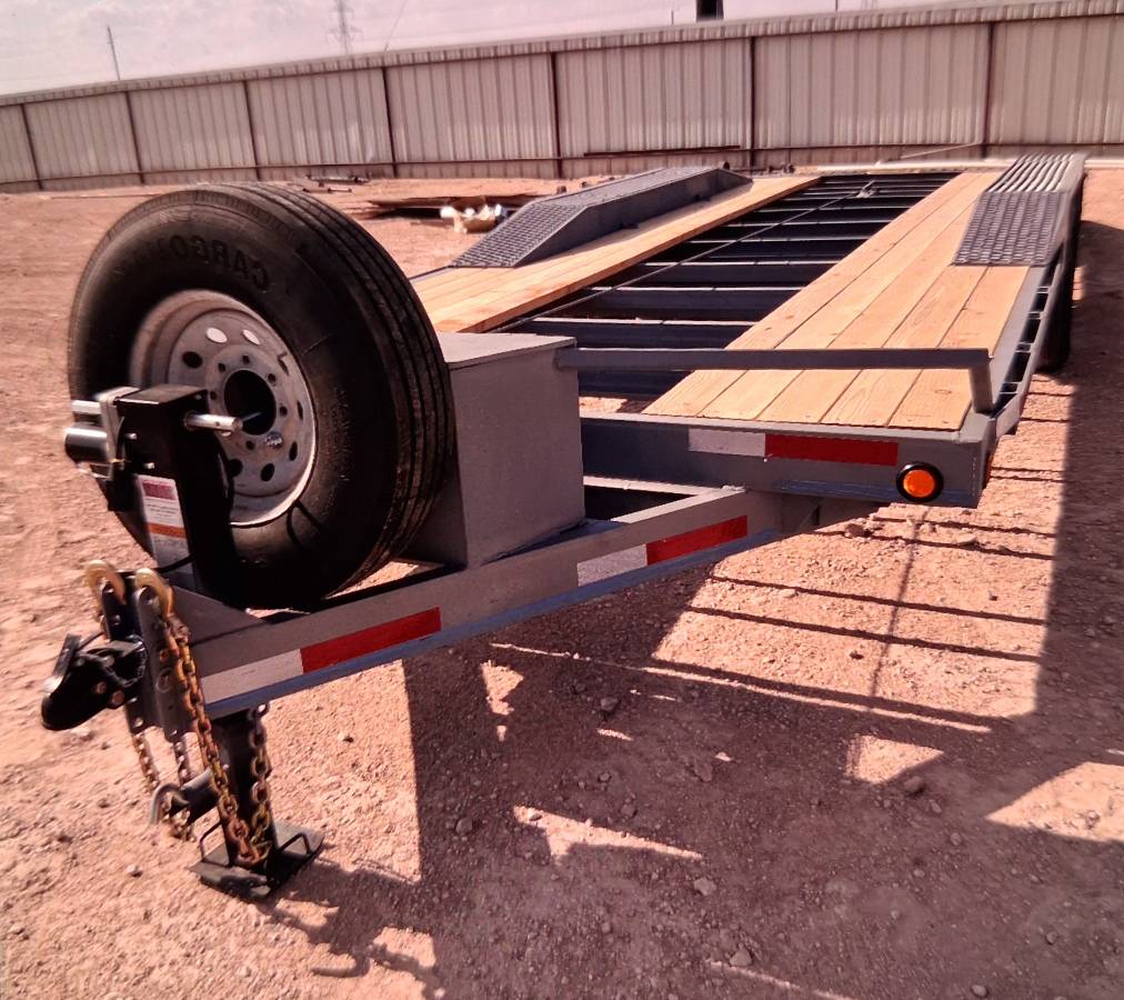 24' ft Heavy Duty Auto Hauler, photo 3
