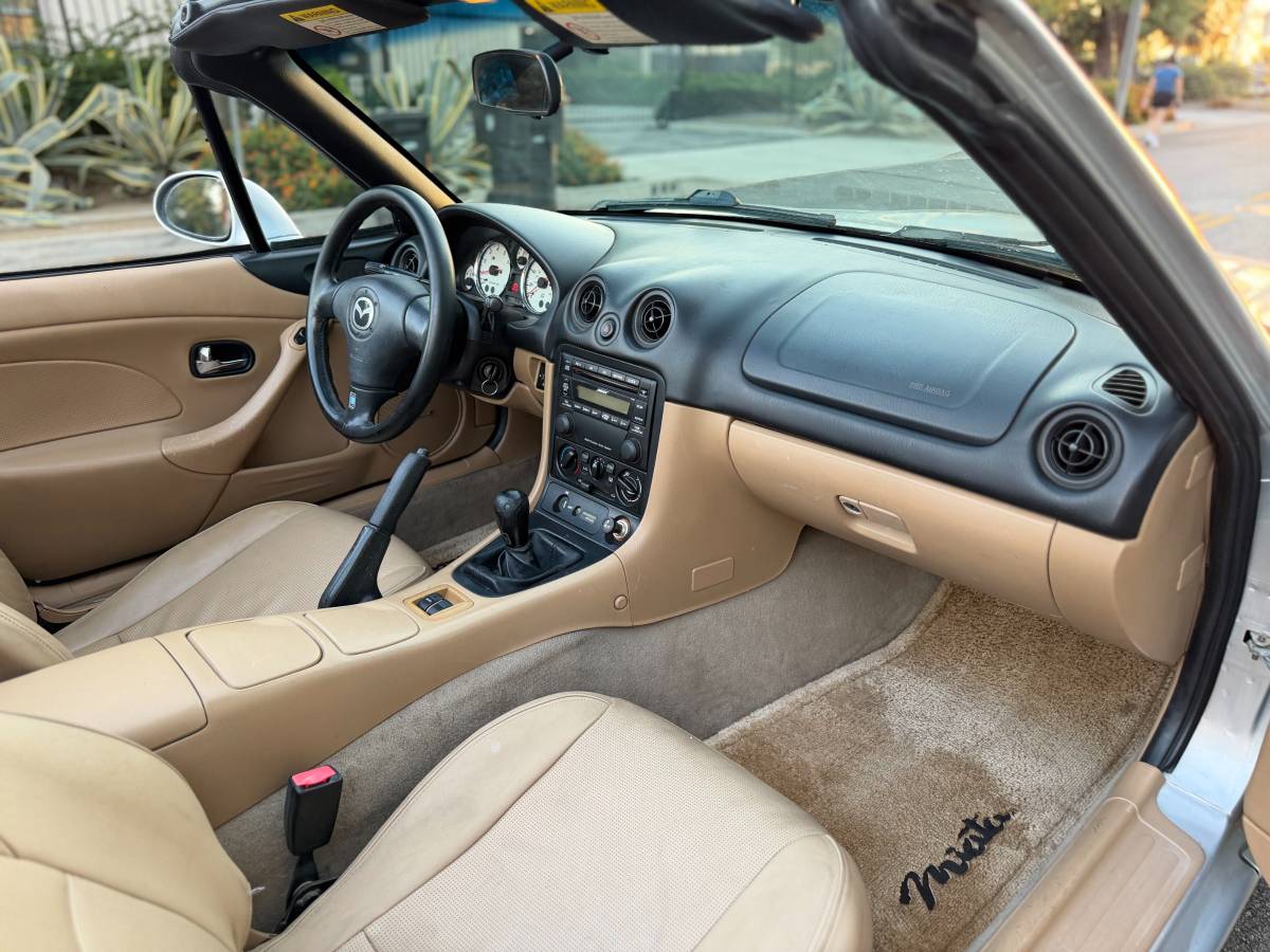 2002 Mazda MX-5 Miata, photo 2