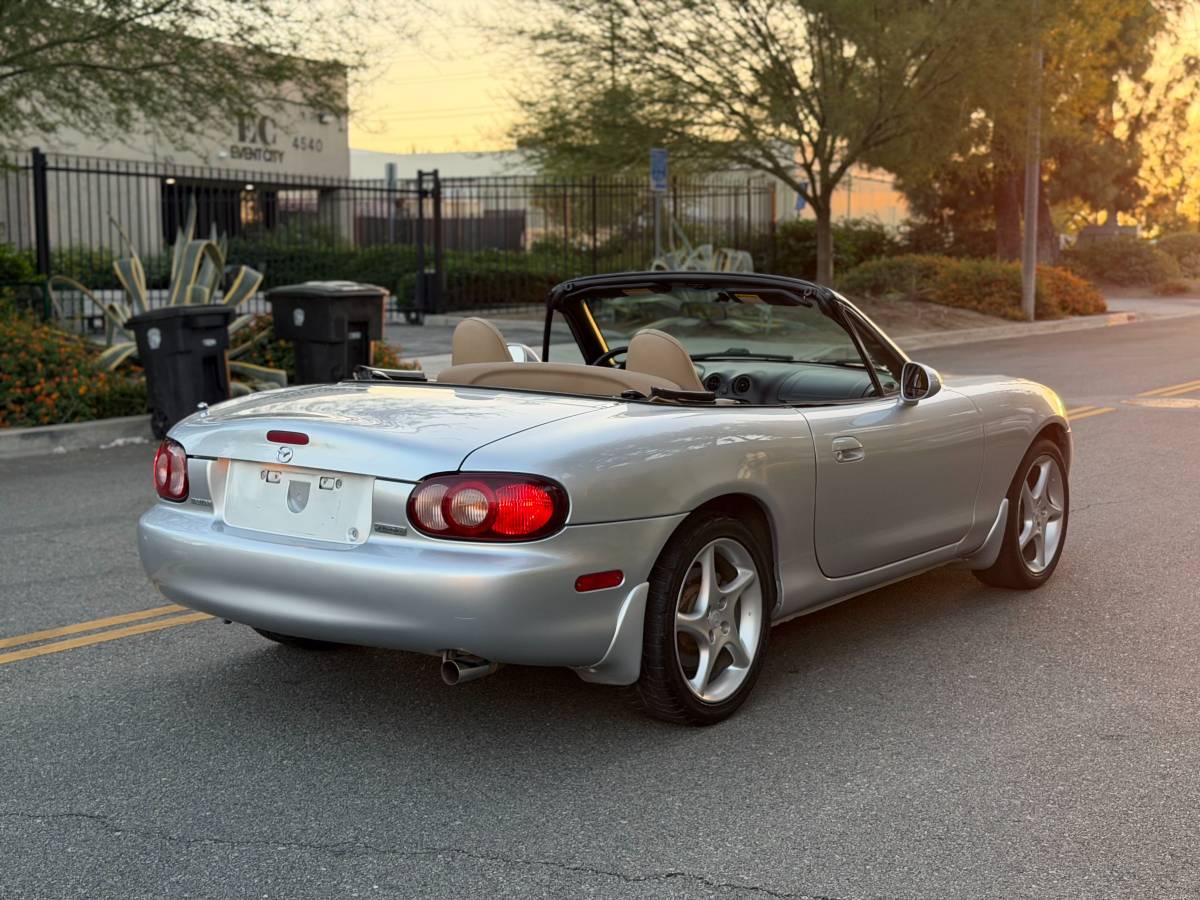 2002 Mazda MX-5 Miata, photo 4