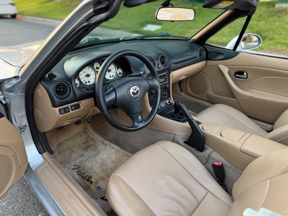 2002 Mazda MX-5 Miata, photo 13