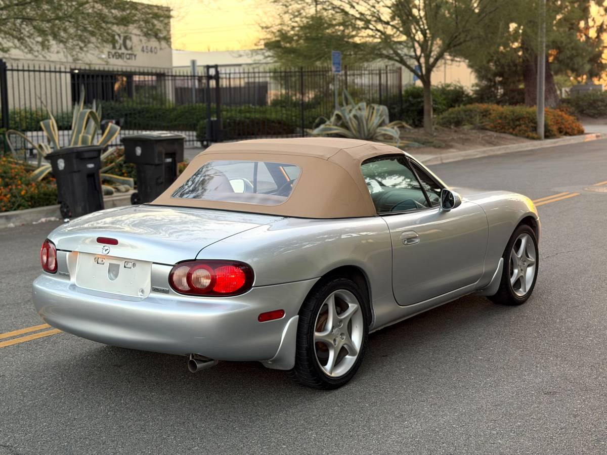 2002 Mazda MX-5 Miata, photo 19