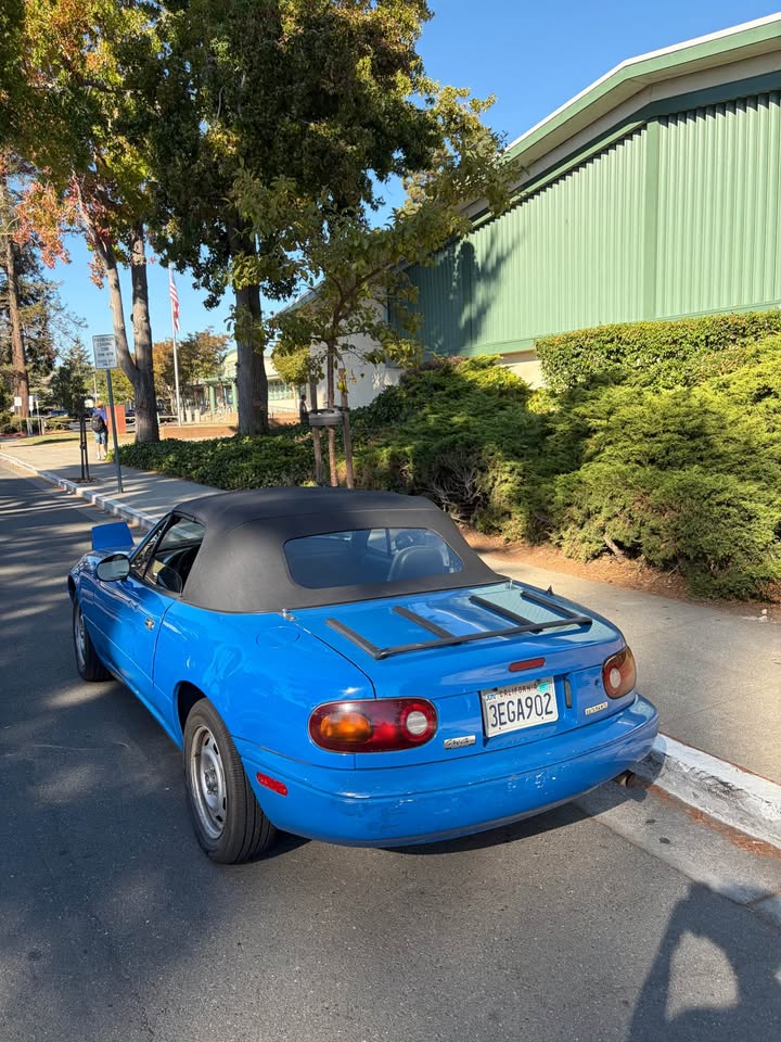 1993 Mazda MX-5 Miata, Mariner Blue, new timing belt and clutch, photo 4