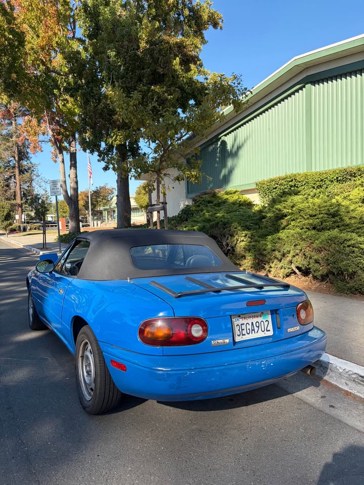 1993 Mazda MX-5 Miata, Mariner Blue, new timing belt and clutch, photo 6