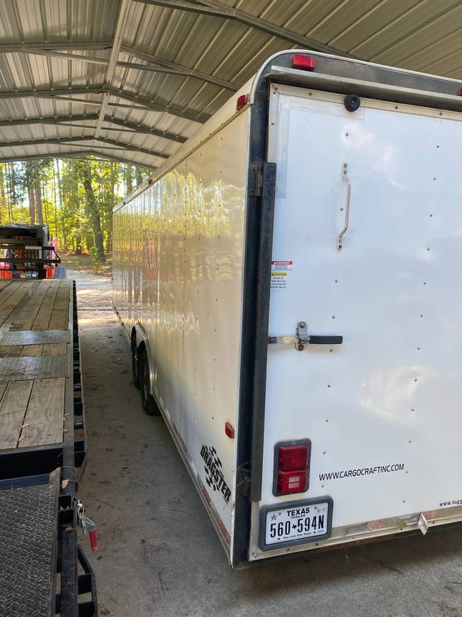 2012 Cargo craft Enclosed trailer 30', photo 2