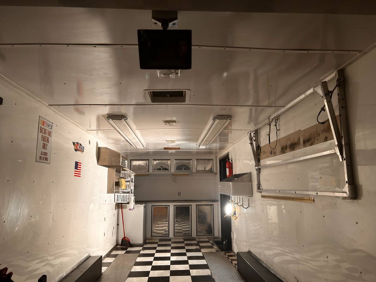 2000 US Cargo 24ft Trailer, photo 5