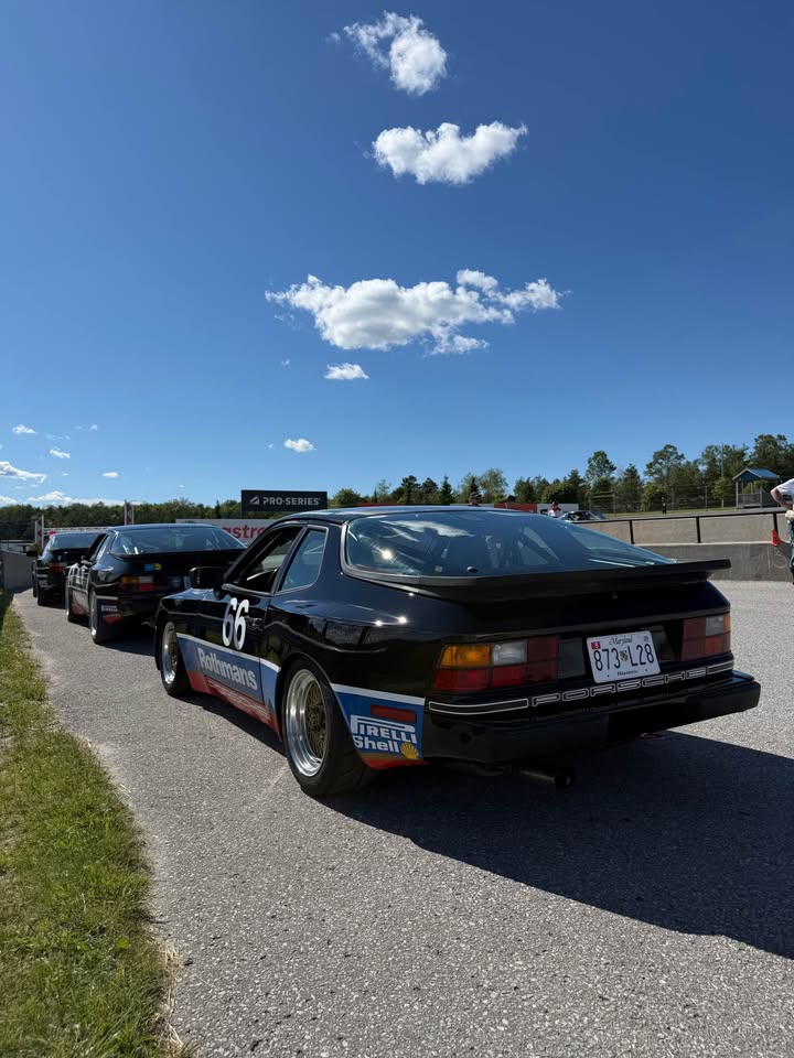 1986 Porsche 944 Rothmans Challenge race car, photo 9