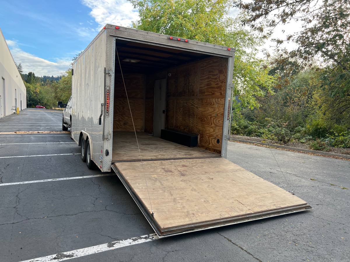 2019 Continental Cargo Enclosed 8’x16 plus V-Nose Trailer, photo 8